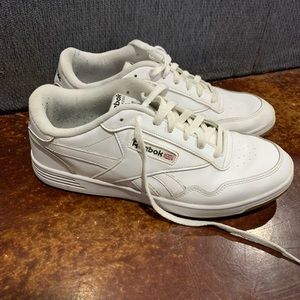 REEBOK Sneakers